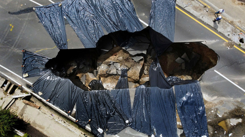 Dziura w Gwatemali /JOHAN ORDONEZ / AFP /East News
