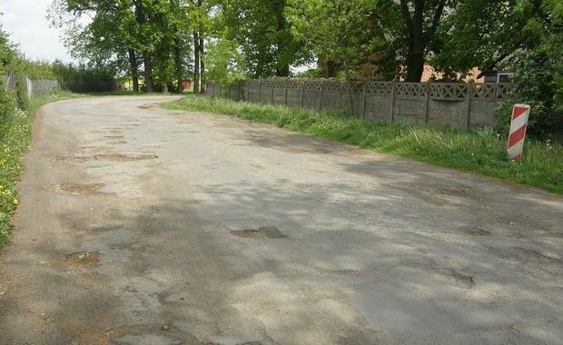 Dziury znikną. "Gdyby nie wy, zwodziliby nas dalej"