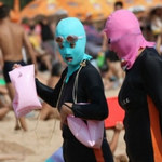 Dziwaczna moda na chińskich plażach