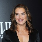 Dziwna twarz Brooke Shields! Z trudem się uśmiecha!