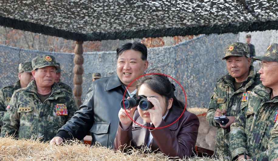 Dzu-ae, czy Dzu-hae? Córka Kim Dzong Una przejmuje kontrolę nad arsenałem nuklearnym Korei Północnej /STR/AFP/East News /East News