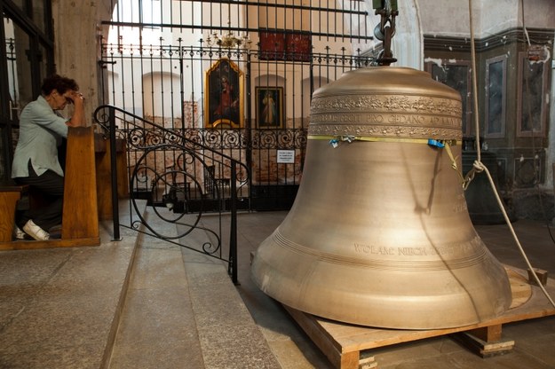 Dzwon waży trzy tony /Dariusz Proniewicz /RMF FM