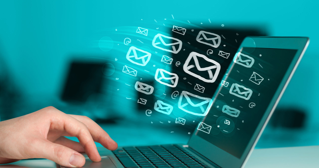 E-mail to niezmiennie bardzo popularne narzędzie komunikacji biznesowej /123RF/PICSEL