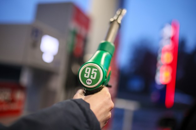 e-petrol.pl: Dalsze wzrosty cen paliw / 	Leszek Szymański    /PAP