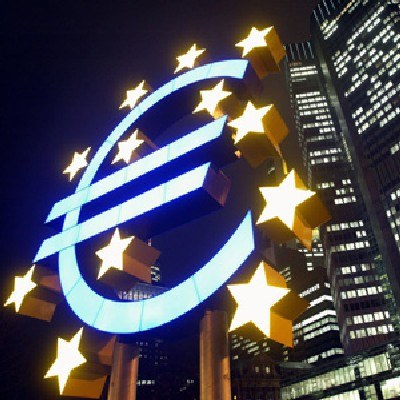EBC może w grudniu podwyższyć swoje prognozy gospodarcze dla regionu /AFP