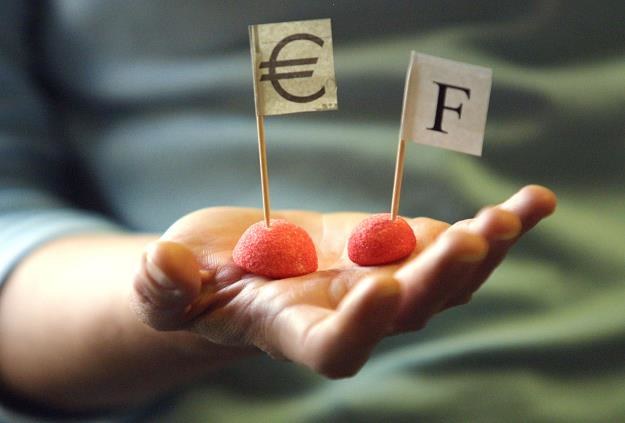 EBC zapowie rozpoczęcie skupu obligacji rządowych /AFP