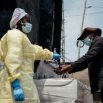wirus Ebola, kopalnie i smartfony. Jak elektronika może zwiększać ryzyko epidemii