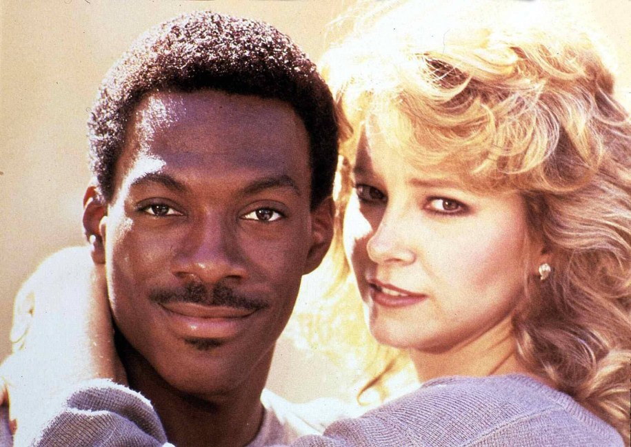 Eddie Murphy i Lisa Eilbacher na planie "Gliniarza z Beverly Hills" /DPA /PAP/DPA