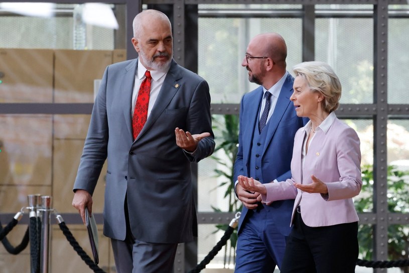 Edi Rama, Charles Michel i Ursula von der Leyen /LUDOVIC MARIN /AFP