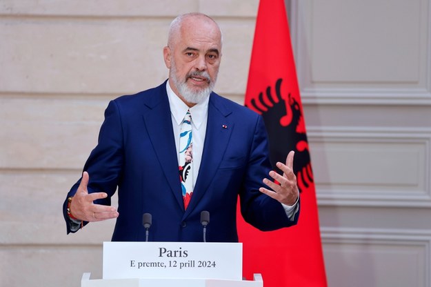 Edi Rama, premier Albanii /LUDOVIC MARIN / POOL /PAP/EPA