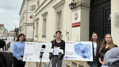 Edukacja zdrowotna obowiązkowa? Pikieta przed resortem zdrowia