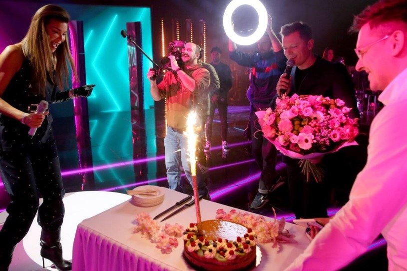 Edyta Górniak świętuje urodziny... w pracy! /pomponik exclusive
