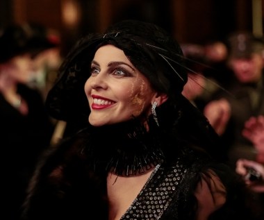 Edyta Herbuś jako Pola Negri na planie serialu "Bodo"