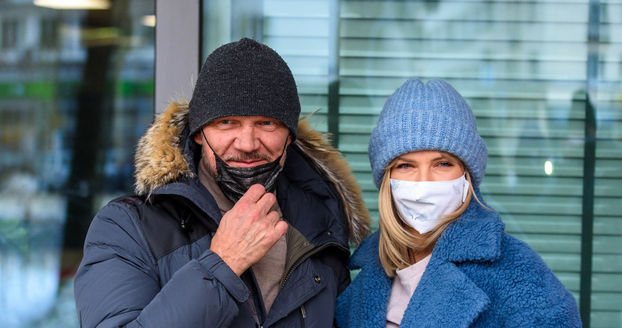 Edyta Pazura i Cezary Pazura od 14 lat tworzą zgrane małżeństwo /Artur Zawadzki/REPORTER /East News