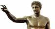 Efeb z brązu, IV w. p.n.e., odkryty na Antikytherze /Encyklopedia Internautica