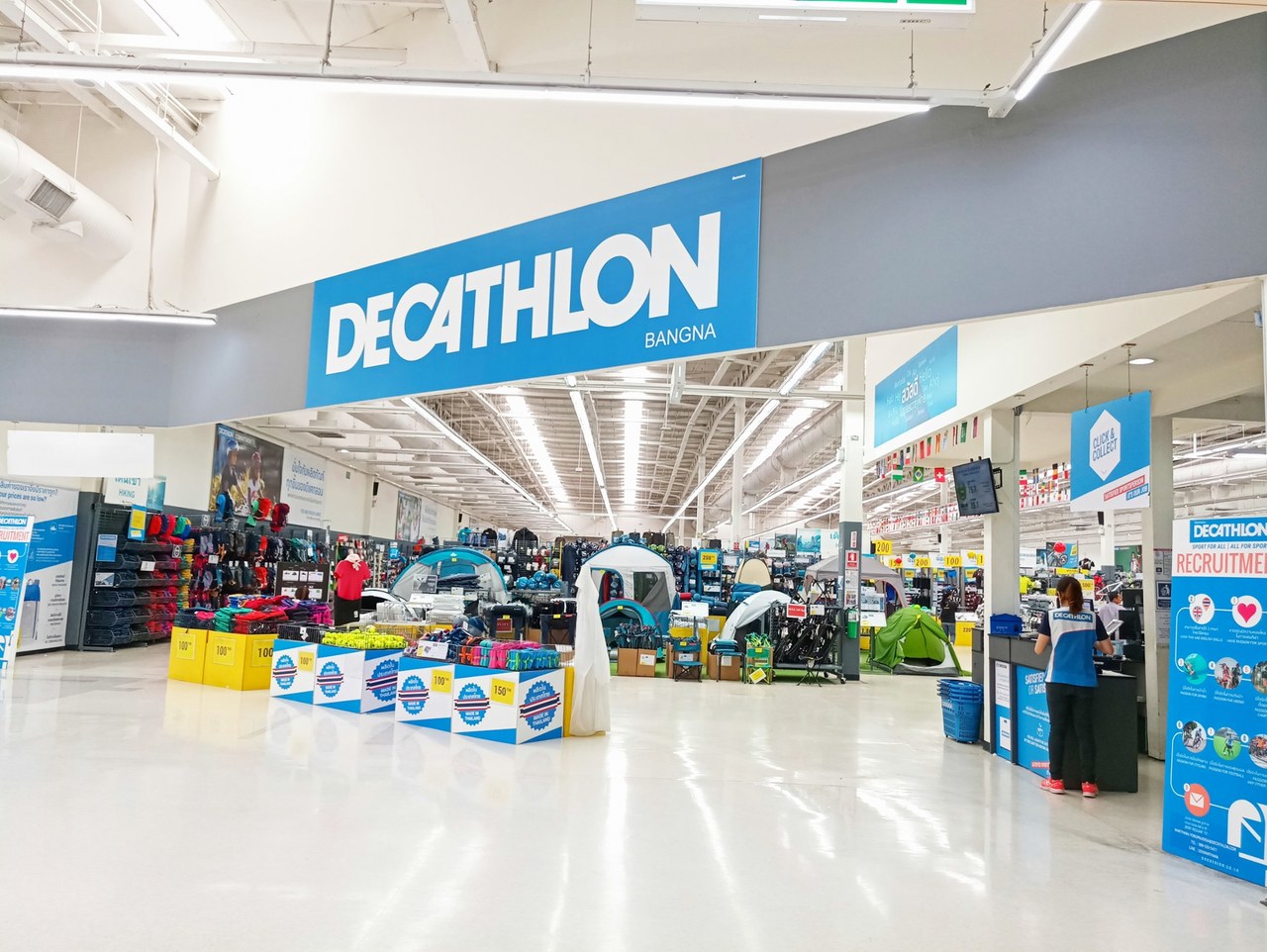 Efekt bojkotu? Decathlon zawiesza działalność w Rosji