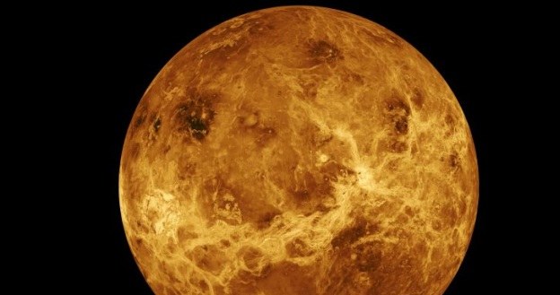 Efekt cieplarniany zniszczył powierzchnię Wenus /NASA