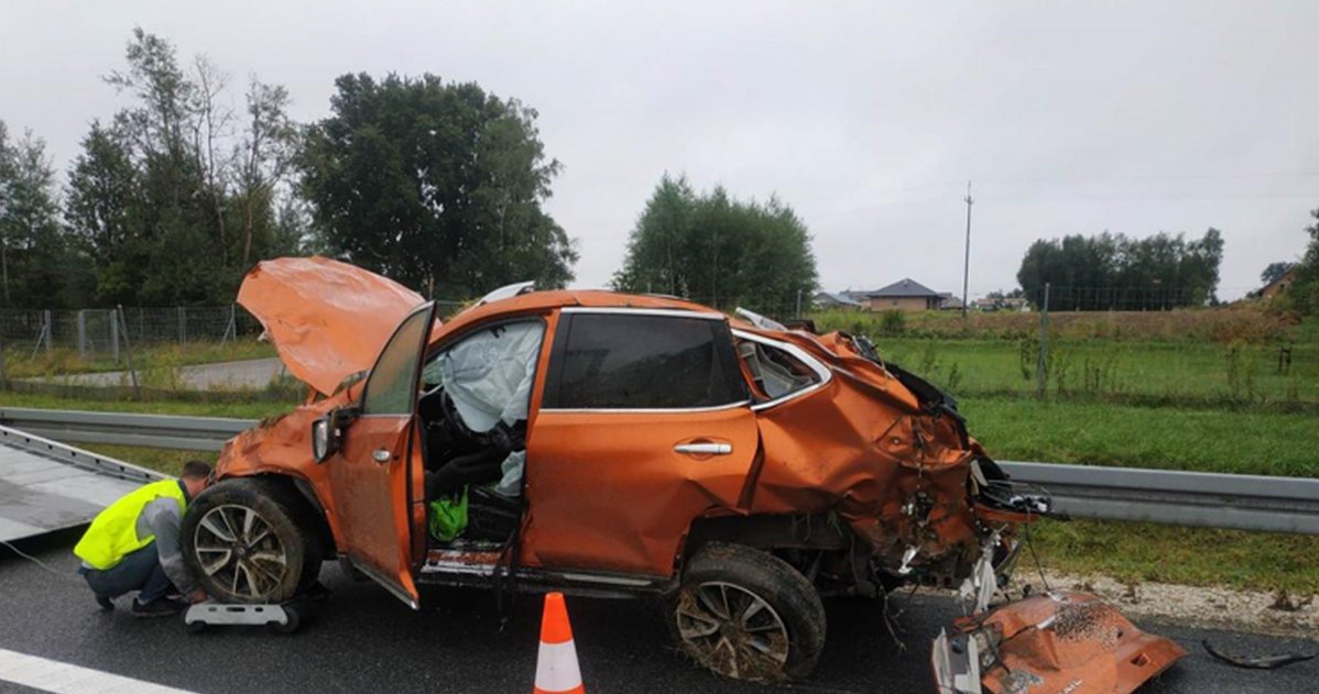 Efekt jednej z "kolizji" na 505 kilometrze autostrady A4 /Policja