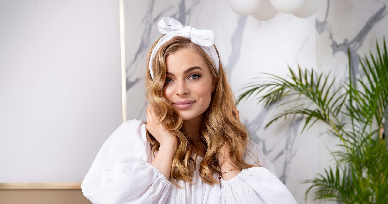 Efekt naturalnych loków po kręceniu włosów na sznurek od szlafroka /Gorozhankali Gorozhankali /pexels.com