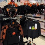 Efektowne stroje na Halloween 2026. Maski, peruki i peleryny od 3,99 zł