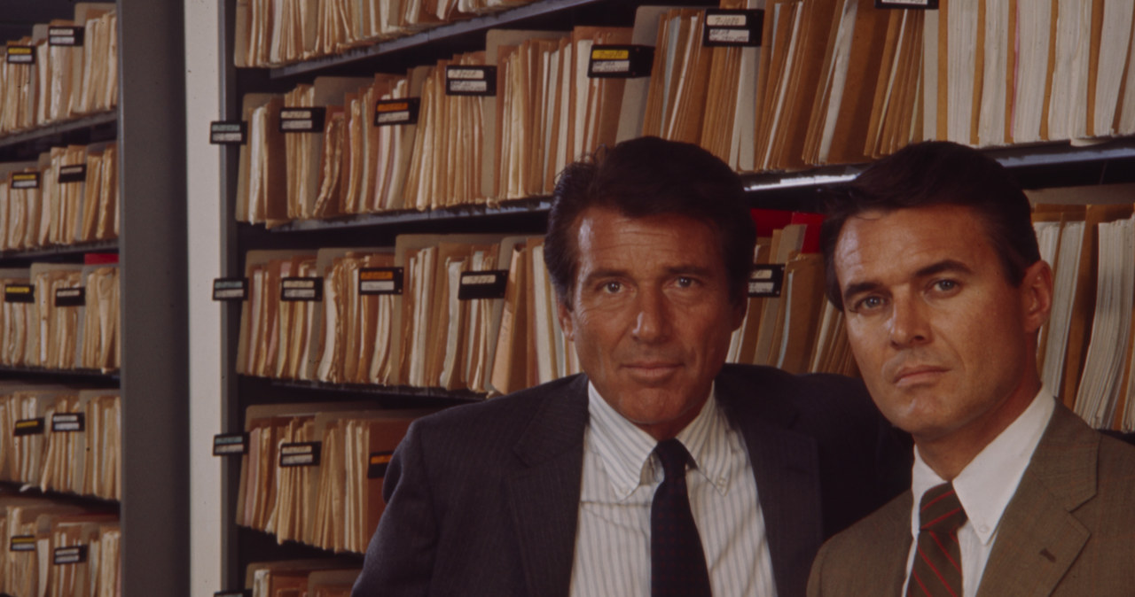 Efrem Zimbalist Jr i William Reynolds w serialu "The F.B.I" /Disney General Entertainment Content via Getty Images /Getty Images