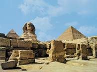 Egipt starożytny: Sfinks i piramida Cheopsa w Gizie /Encyklopedia Internautica