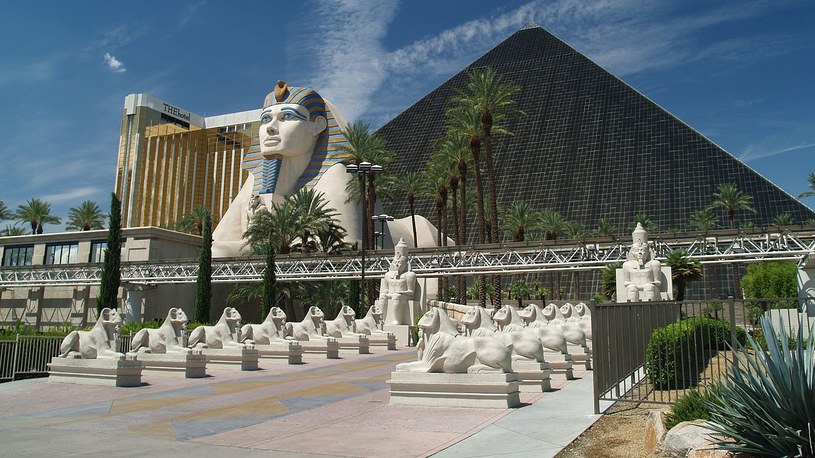 Egipt w centrum Las Vegas /Miguel Hermoso Cuesta /Wikimedia