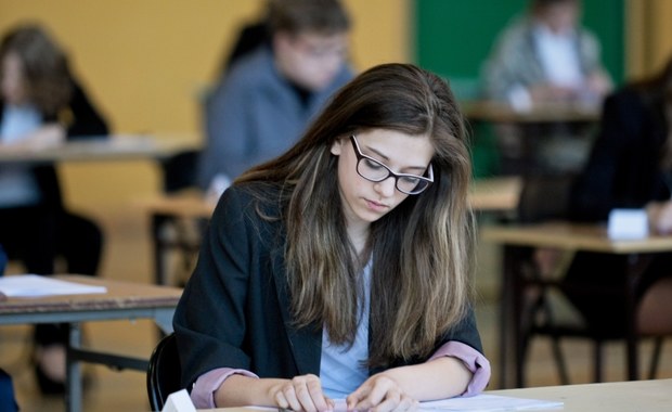 Egzamin gimnazjalny 2015: Mamy arkusze zadań i rozwiązania