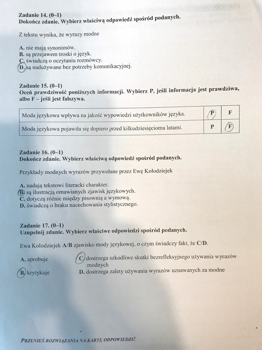 Egzamin gimnazjalny 2017 - przykładowe rozwiązania z języka polskiego. /RMF FM