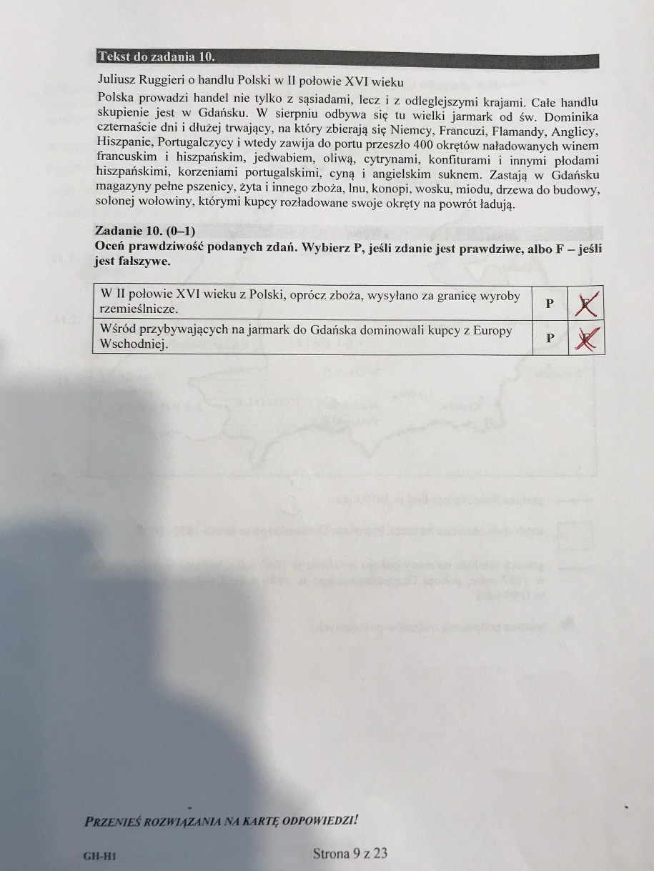 Egzamin gimnazjalny 2017 - przykładowe rozwiązania /RMF FM
