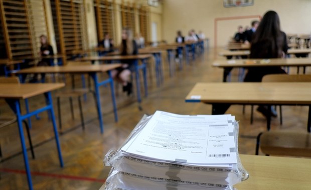 Egzamin gimnazjalny 2017: Uczniowie szykują się do testu z języka obcego