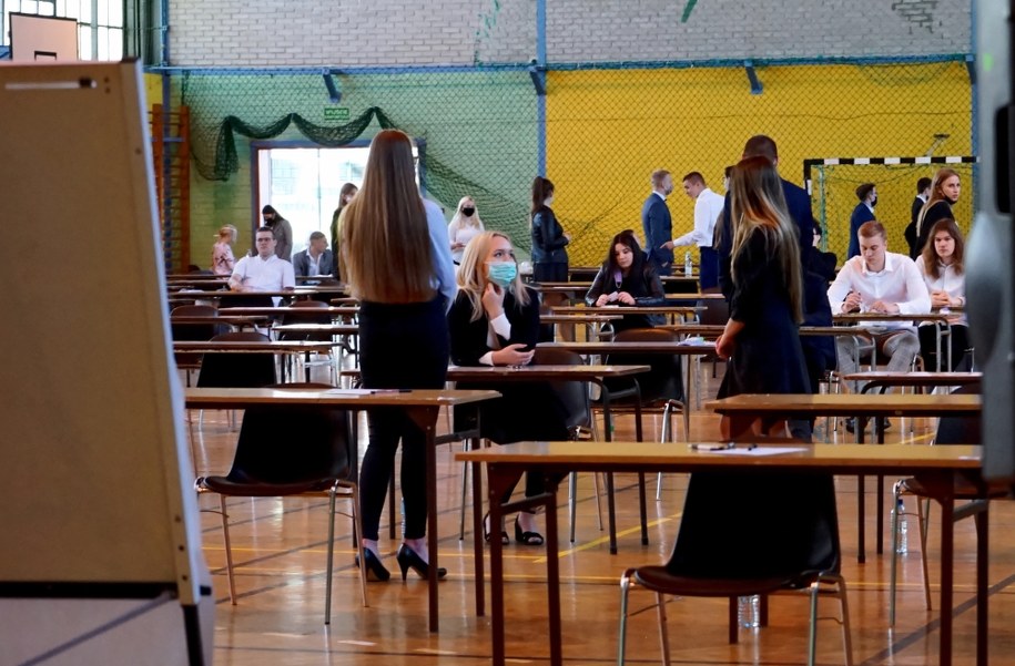 Egzamin maturalny z języka polskiego w Technikum Ekonomicznym im. rotmistrza Witolda Pileckiego w Szczecinie /	Marcin Bielecki   /PAP