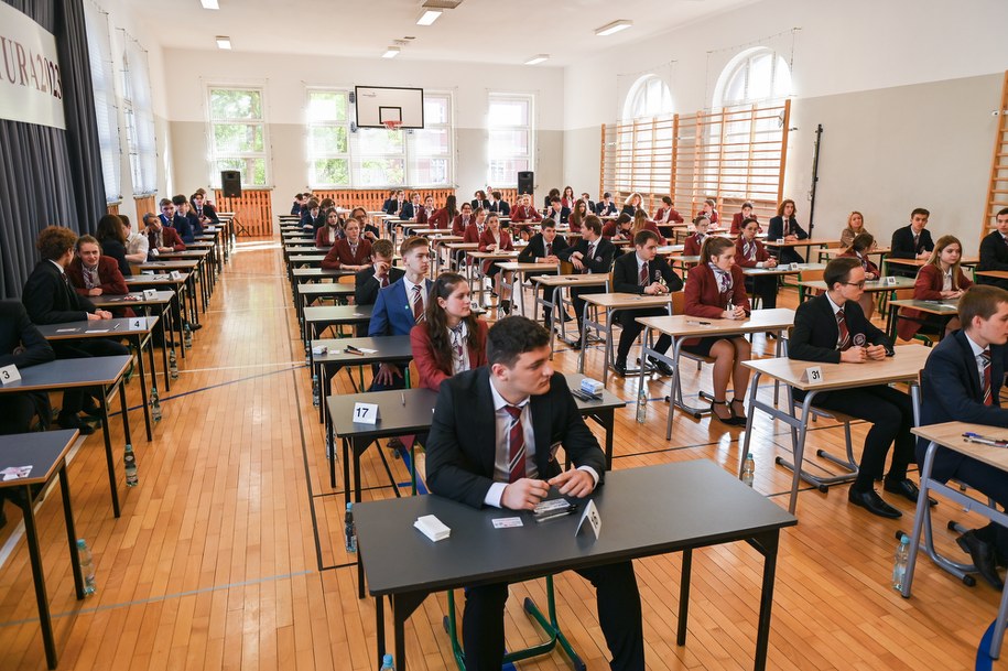 Egzamin maturalny z języka polskiego w XIII Liceum Ogólnokształcącym w Szczecinie /	Marcin Bielecki   /PAP