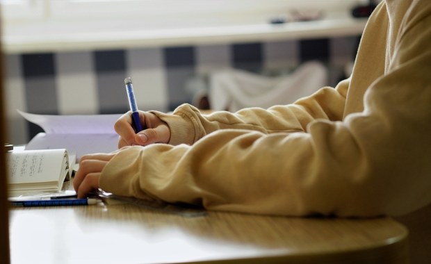 ​Egzamin ósmoklasisty 2025. Jak i kiedy sprawdzić wyniki?