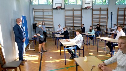 Egzamin ósmoklasisty z matematyki. Arkusze CKE i rozwiązania