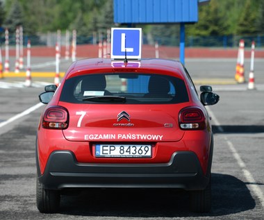 Egzaminy na prawo jazdy i szkolenia do zmiany. Co czeka przyszłych kierowców?