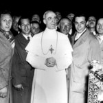 Egzorcyzmy Piusa XII nad führerem. "Hitler jest opętany"