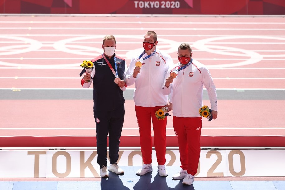 Eivind Henriksen, Wojciech Nowicki i Paweł Fajdek / 	Leszek Szymański    /PAP
