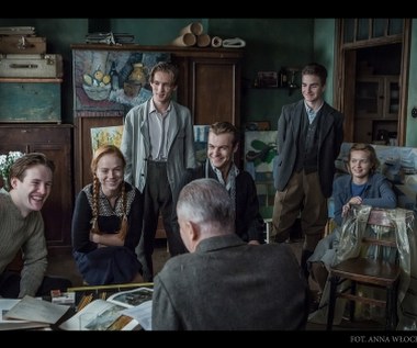 Ekipa filmu "Powidoki" przy pracy