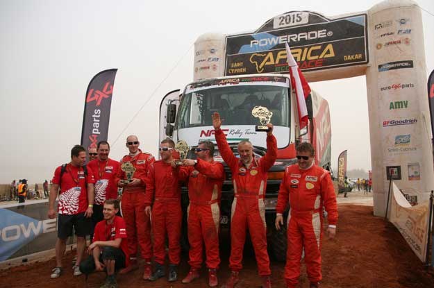 Ekipa NAC Rally Team na mecie /Informacja prasowa