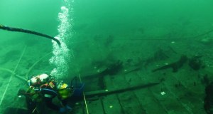 Ekipa nurków natrafiła na coś zdumiewającgo: Gigantyczny wrak leżał tam od 600 lat