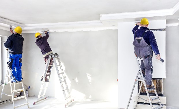 Ekipa remontowa od ręki. Wszystko przez zastój w branży budowlanej