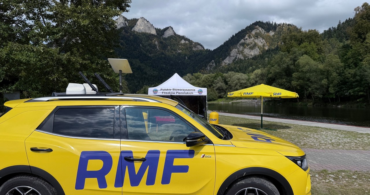 Ekipa RMF FM w Sromowcach Niżnych, gdzie króluje ciasto flisackie