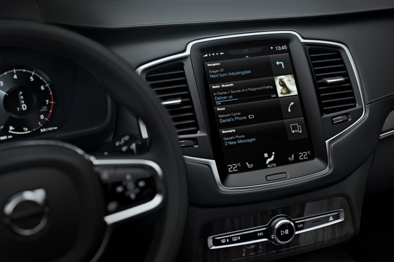 Ekran dotykowy w nowym Volvo XC90 /Informacja prasowa