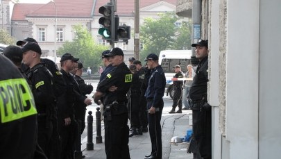 Eksmisja inwalidki z kamienicy przy Hożej w Warszawie