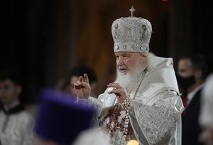 Eksmisja mnichów z klasztoru w Kijowie. Cyryl reaguje