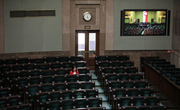 Eksmisja sprawców przemocy domowej wśród zmian w "tarczy antykryzysowej" przegłosowanych przez sejmową komisję