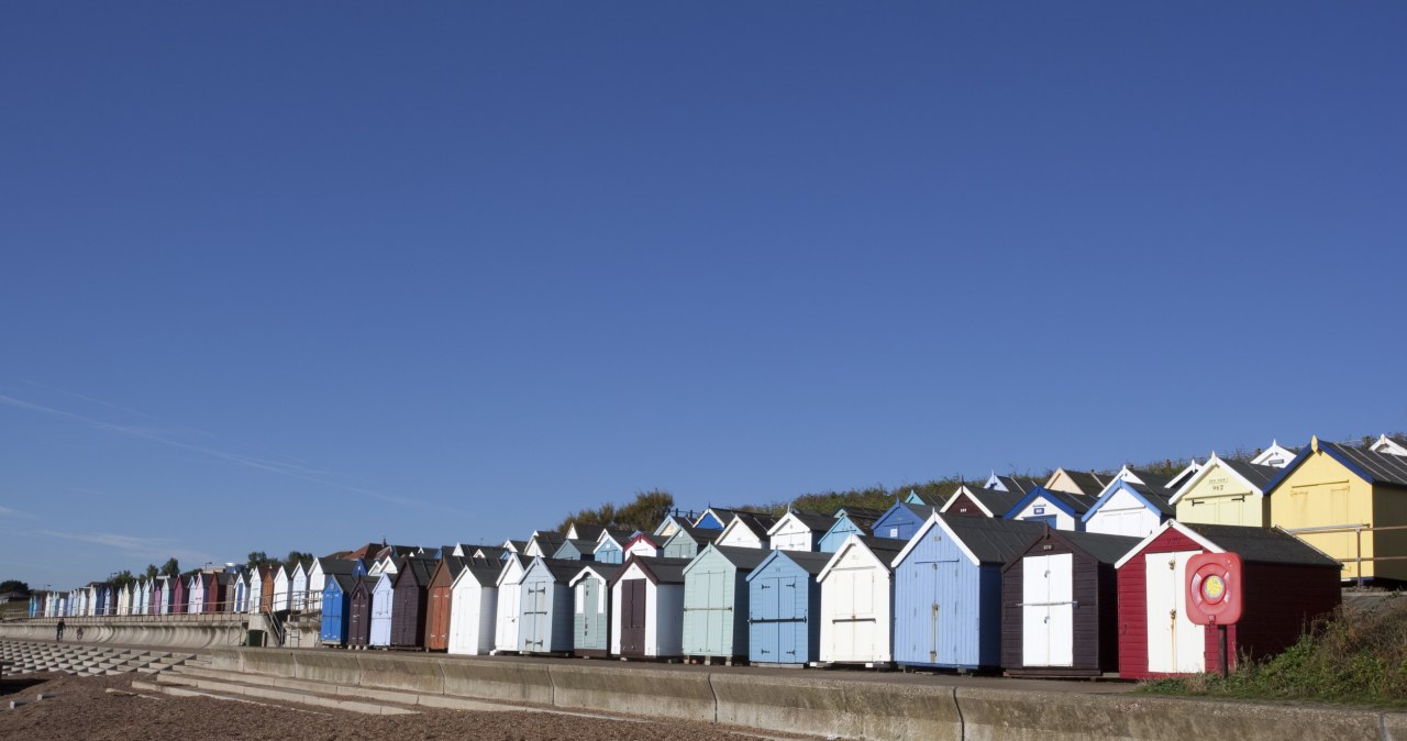 Eksperci coraz częściej podkreślają, że życie nad morzem sprzyja zdrowiu psychicznemu i fizycznemu. /123RF/PICSEL                             /Pixel