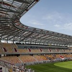 Eksperci: Na razie nie ma zagrożenia w użytkowaniu stadionu w Białymstoku