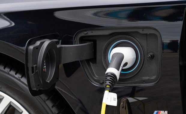 Ekspert o elektrykach w Polsce. "Rynek rozwija się"